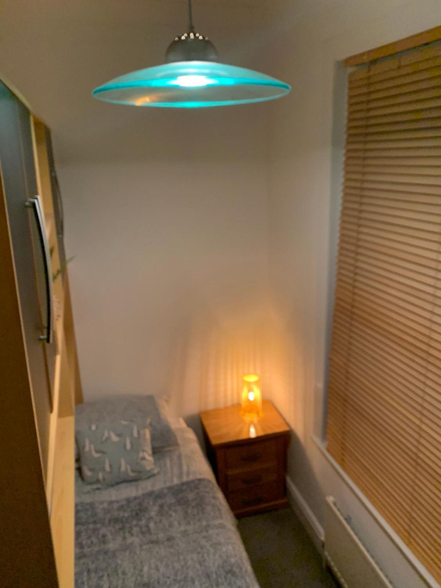 Stylish 91Sqm Victoria 2 Bedroom Apartment บริสตอล ภายนอก รูปภาพ
